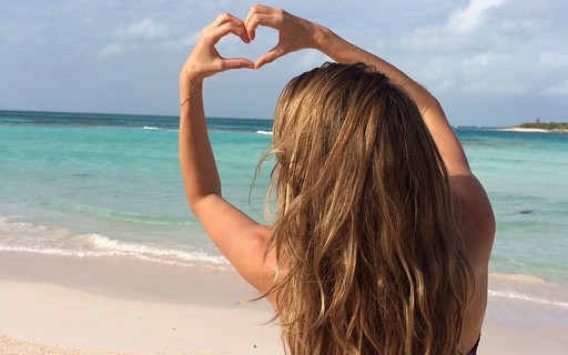 Gisele B Ndchen Celebra Aprova O Do Casamento Gay Nos Eua Quem