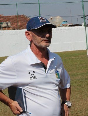 Lucca Bággio, treinador da equipe Júnior do Nacional-MG (Foto: Divulgação/Nacional-MG)