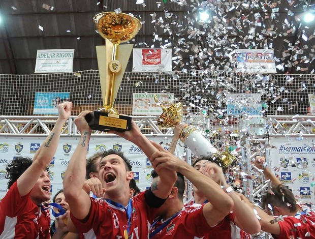 Atlântico Erechim conquista a Taça Brasil de Futsal 2013 (Foto: Luciano Bergamaschi/CBFS)