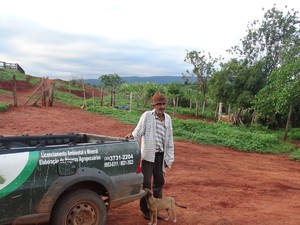O produtor rural de Araçuaí, José Dionitas, se antecipou, pediu ajuda e já fez o seu CAR. (Foto: Arquivo Pessoal) O produtor rural de Araçuaí, José Dionitas, se antecipou, pediu ajuda e já fez o seu CAR. (Foto: Arquivo Pessoal)