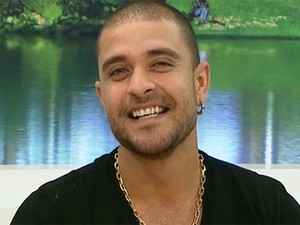 Diogo Nogueira se apresenta em Belo Horizonte neste sábado (Foto: Reprodução/TV Globo)