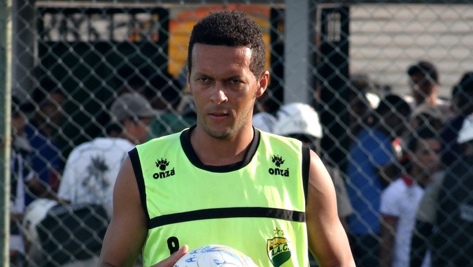 Jota Coruripe (Foto: Leonardo Freire/GloboEsporte.com)