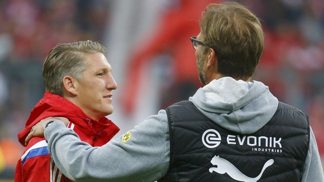 Klopp e Schweinsteiger (créditos: Kai Pfaffenbach/Reuters)