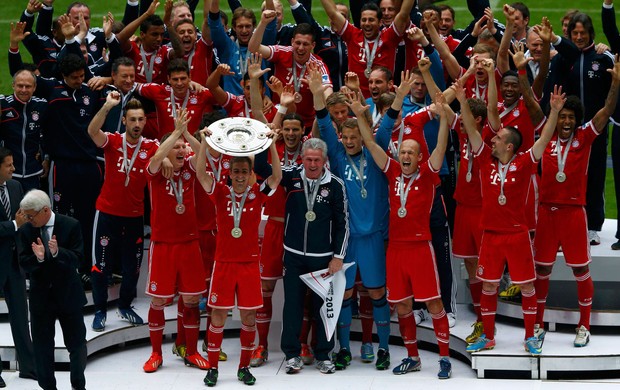 bayern Munique campeão lahm (Foto: Reuters)