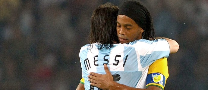 messi e ronaldinho, brasil x argentina, olimpiadas de pequim 2008 (Foto: Getty Images) messi e ronaldinho, brasil x argentina, olimpiadas de pequim 2008 (Foto: Getty Images)