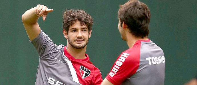 Kaká e Pato no treino do São Paulo (Foto: Marcos Ribolli / Globoesporte.com)