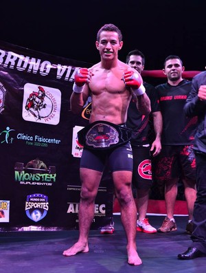Bruno Viana no Fight Team Junior Oliveira, quando conquistou o cinturão (Foto: Fight Team Junior Oliveira/Divulgação)