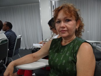 Cubana Olga Julia está ansiosa para chegar à Passira. (Foto: Katherine Coutinho / G1)