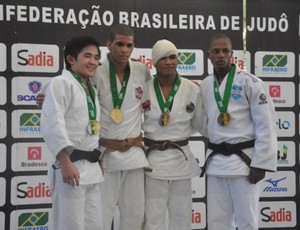 Antônio Fabricio - Medalha de bronze no Brasileiro Sub-21 (Foto: Divulgação/CBJ)