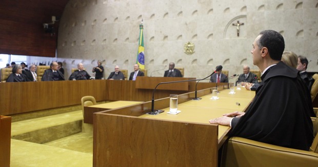 O mais novo ministro do STF, Luís Roberto Barroso, em sua primeira sessão, em junho (Foto: Fellipe Sampaio/SCO/STF)