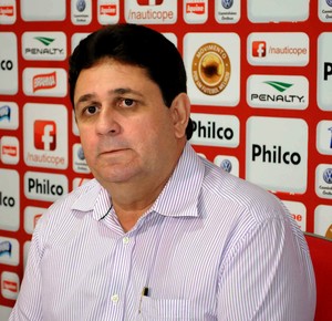 marcílio sales náutico (Foto: Aldo Carneiro / Pernambuco Press)