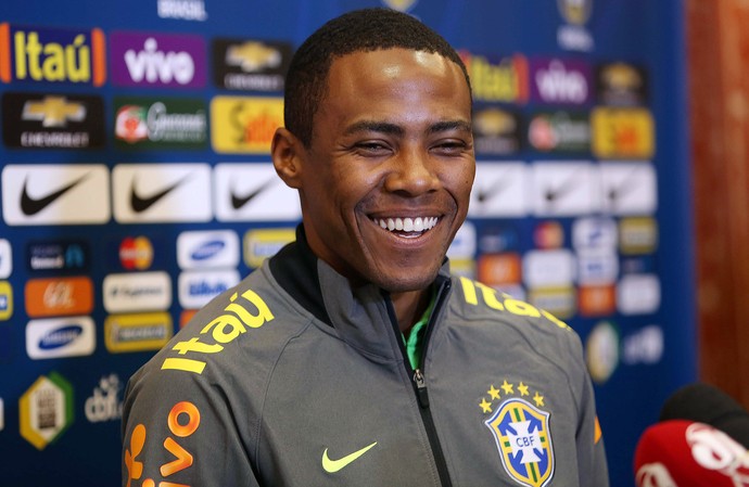 Elias revela conselho de Ronaldo sobre a seleção brasileira: 