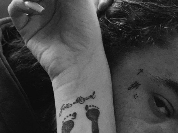 Maria Lina mostra tatuagem e faz homenagem ao filho (Foto: Reprodução/Instagram)