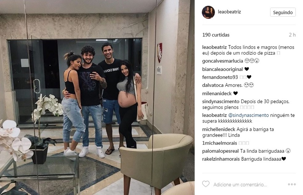 Beatriz, namorada de Michael, posta encontro do casal com jogador Fernando Neto e sua namorada (Foto: Reprodução / Instagram)