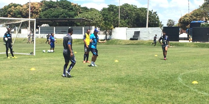 Confiança, treino, campo do abc (Foto: Divulgação / ADC)