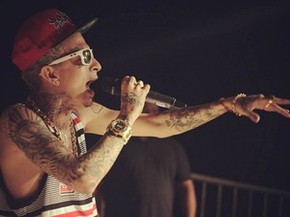 Mc De Funk Ostentacao De Sp Faz Maratona De Ate 50 Shows Por Mes Musica G1 Onde vai arranjar emprego com esse negócio na pele? bom, não só no tempo da vovó, mas é possível que muita gente hoje em dia ainda escute esse tipo de crítica. g1 globo