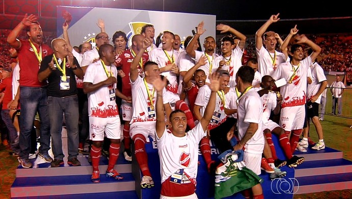Vila Nova campeão da Série C (Foto: Reprodução/TV Anhanguera)