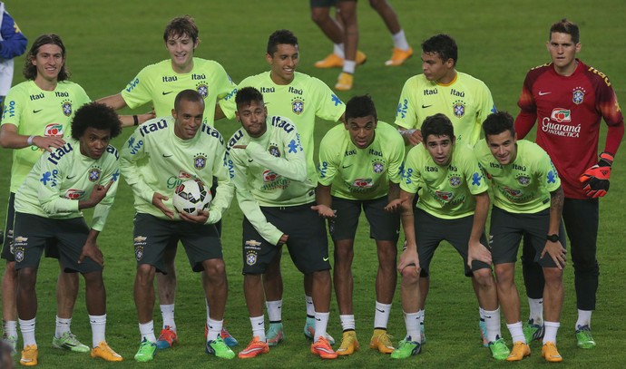 Seleção Brasileira treino (Foto: Bruno Domingos / Mowa Press)