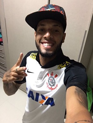 Paulinho Corinthians Flamengo (Foto: Reprodução / Twitter)