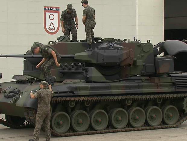 tanque antiaéreo, exército (Foto: Reprodução SporTV)