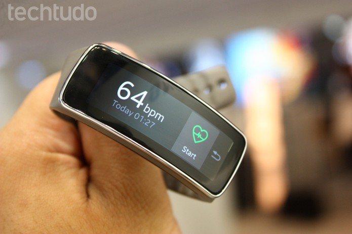 Samsung Gear e Fit (Foto: Allan Melo/TechTudo) Samsung Gear e Fit (Foto: Allan Melo/TechTudo)
