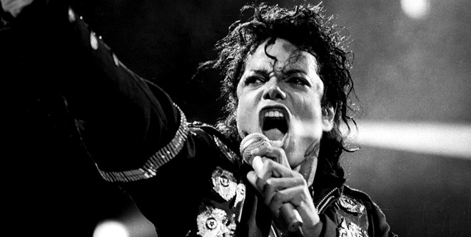 Resultado de imagem para Fãs homenageiam Michael Jackson no Twitter