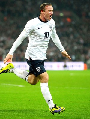 Rooney comemora gol da Inglaterra contra a Polônia (Foto: Getty Images)