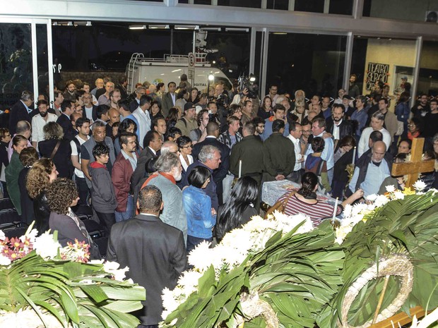 Velório de Antônio Abujamra em São Paulo (Foto: Leo Franco e Francisco Cepeda/ Ag. News)