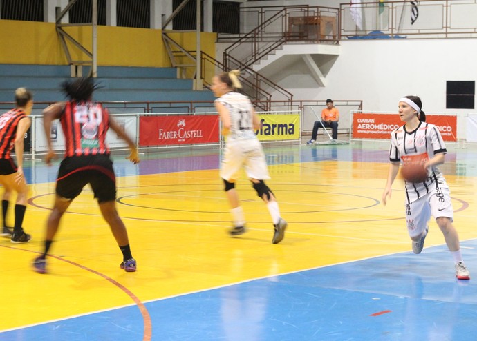 Inteiro, Corinthians/Americana supera o 