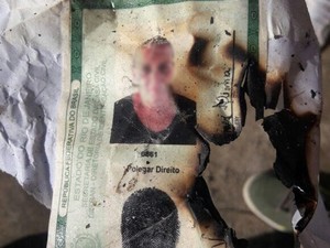 Após usados, documentos falsos eram destruídos (Foto: Delegacia de Defraudações e Falsificações de João Pessoa/Polícia Civil) Após usados, documentos falsos eram destruídos (Foto: Delegacia de Defraudações e Falsificações de João Pessoa/Polícia Civil)