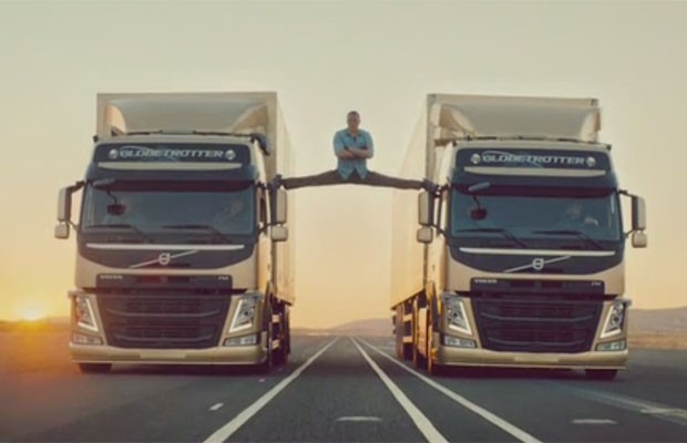 Série para a Volvo incluiu vídeo com Van Damme fazendo espacate no meio de caminhões  (Foto: Reprodução/YouTube)