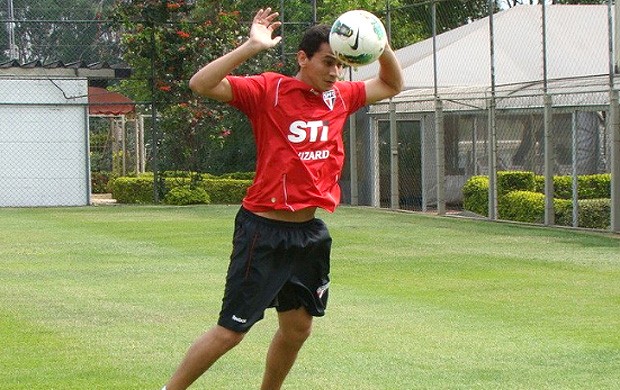 Ganso no treino com bola no São Paulo (Foto: Rubens Chiri / saopaulofc.net)