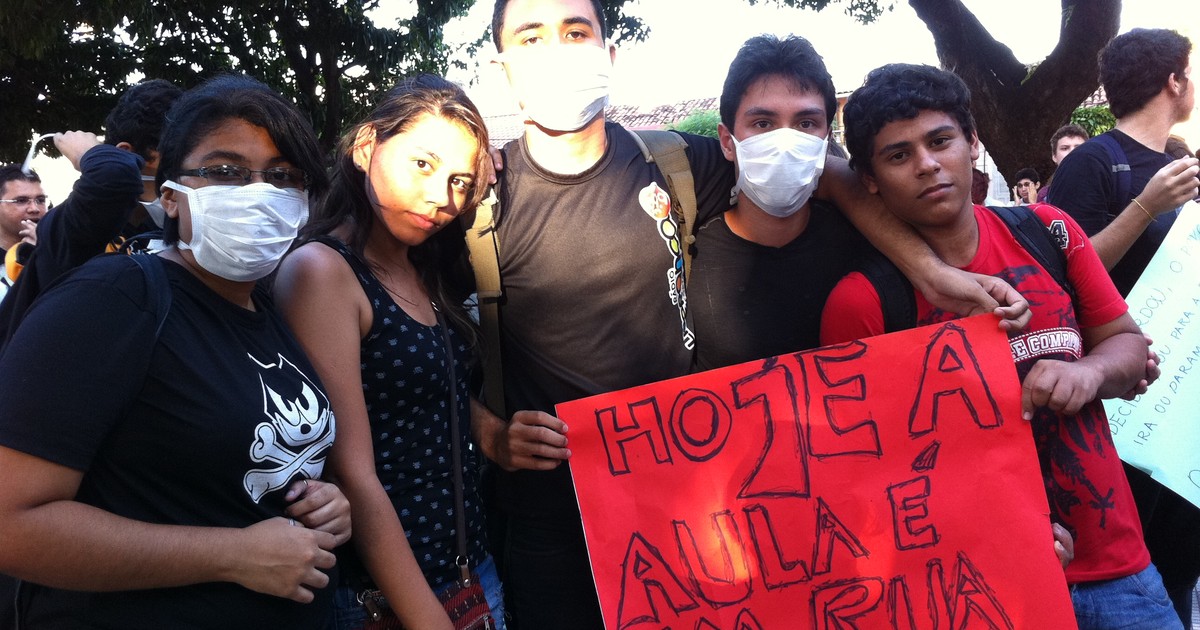 G1 Fortalezenses Fazem Protesto Em Solidariedade Aos Feridos Em SP