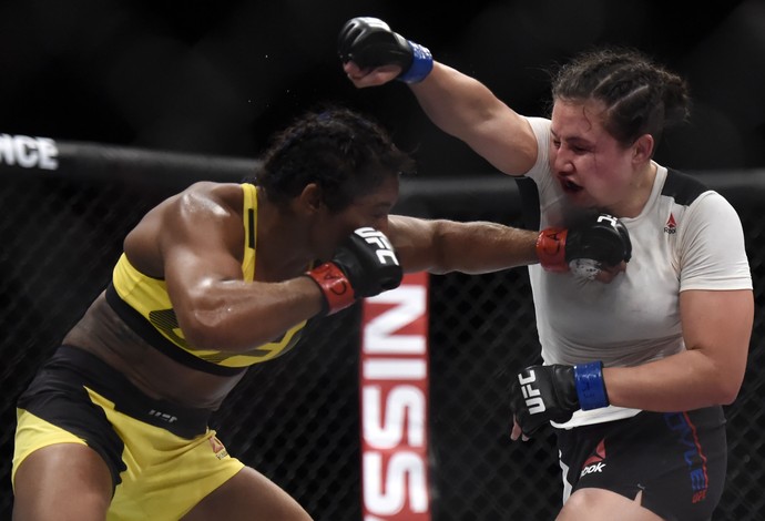 Viviane Sucuri Jamie Moyle UFC 212 (Foto: André Durão)