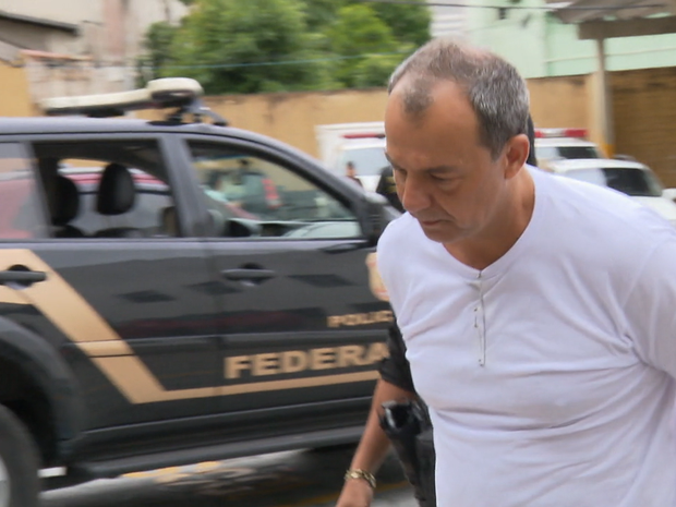 Sérgio Cabral ficará preso na carceragem da Polícia Federal, em Curitiba (Foto: Rprodução/ RPC Curitiba)