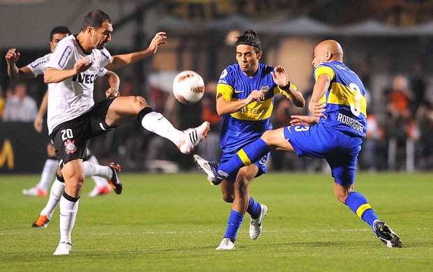 Corinthians x Boca Juniors, Danilo (Foto: Marcos Ribolli  / Globoesporte.com)