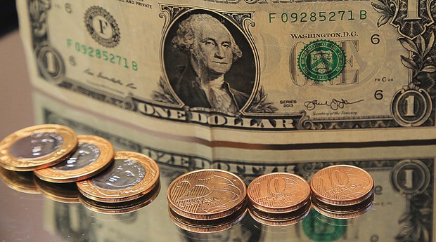 Em Sessão Volátil Dólar Sobe Relação Ao Real E Mercado Enfa Em Sessão Volátil Dólar Sobe Relação Ao Real E Mercado Enfa Bc