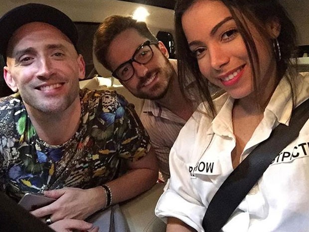 Paulo Gustavo com o namorado, Thales Bretas, e Anitta após jantar na Zona Sul do Rio (Foto: Instagram/ Reprodução)