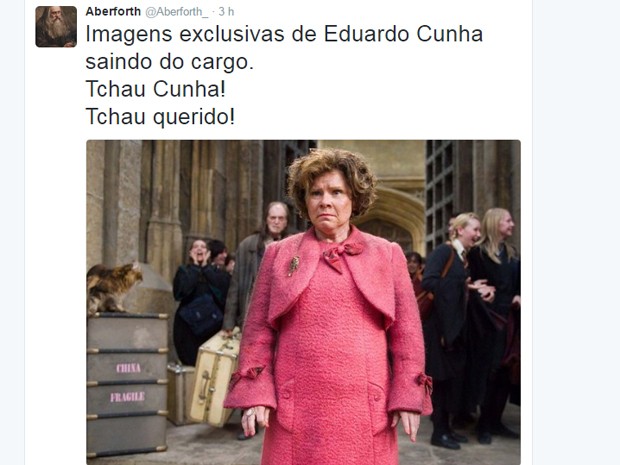 Perfil no Twitter publica meme sobre decisão de ministro do STF de afastar Cunha da Câmara  (Foto: Reprodução/ Twitter)