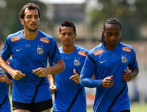 Edu dracena cícero e arouca santos treino (Foto: Ricardo Saibun / Divulgação Santos FC )