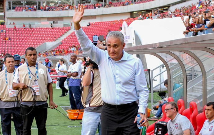 Tite vê Corinthians abaixo do padrão em derrota: 