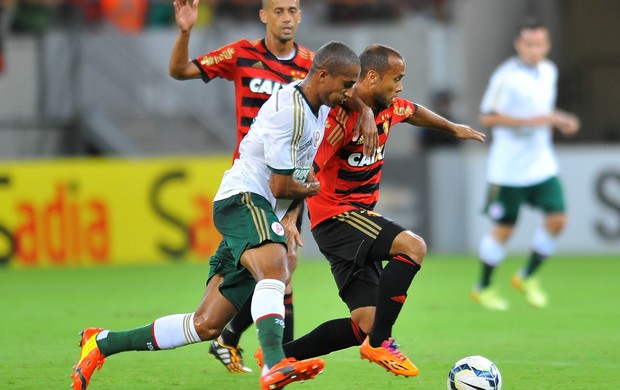 Noriega vê Palmeiras como favorito ao rebaixamento: 