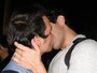 Estudantes promovem 'beijaço' contra homofobia em Belo Horizonte