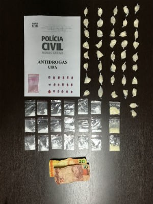 Polícia Civil apreende drogas durante festa em Ubá (Foto: Polícia Civil/Divulgação)