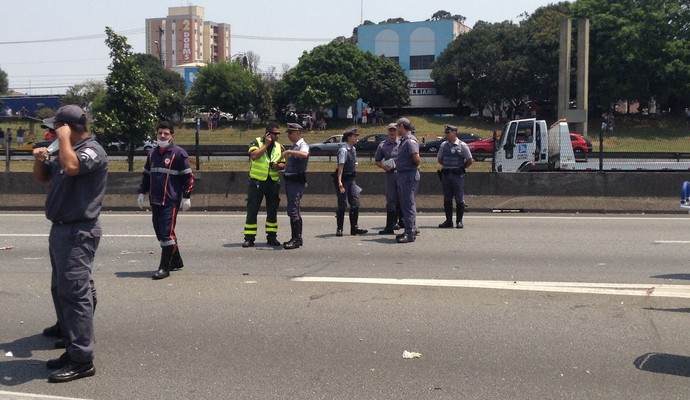 torcida do palmeiras embosca do santos (Foto: Elaine Oliveira/TV Bernô)