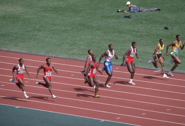 Robson Caetano final 100m Seul 1988 (Foto: Simon Bruty / Getty Images)
