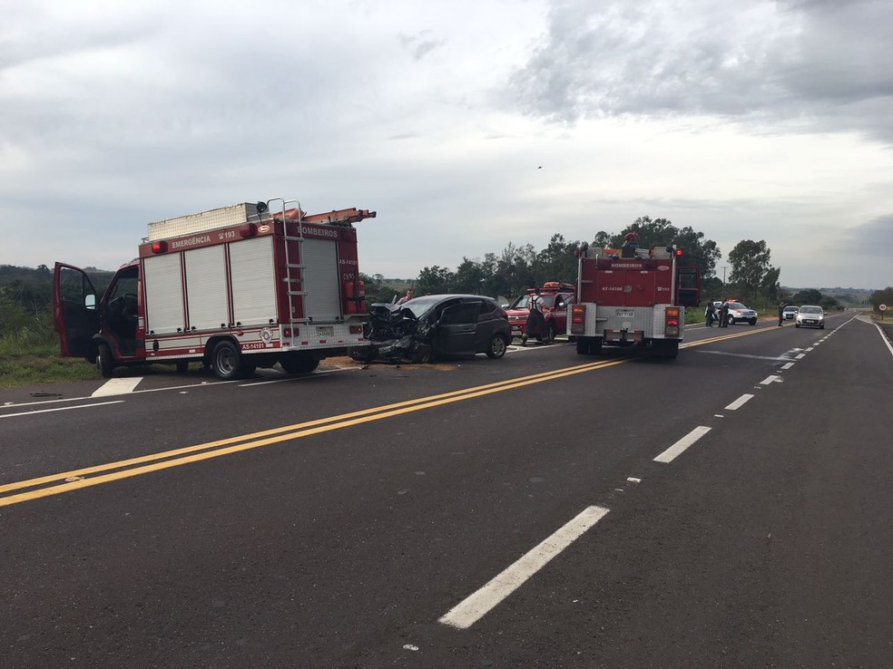 Acidente foi na Rodovia Júlio Budiski (SP-501), em Presidente Prudente (Foto: Valmir Custódio/G1)