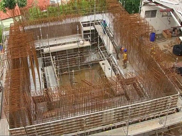 Construção da casamata deve atrasar três meses (Foto: Reprodução/TV TEM)