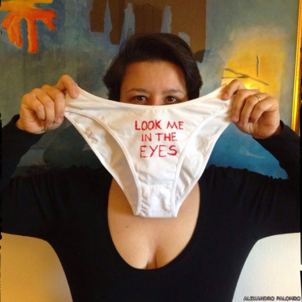 'Olhe-me nos olhos', escreveu esta participante (Foto: Alexandro Palombo)