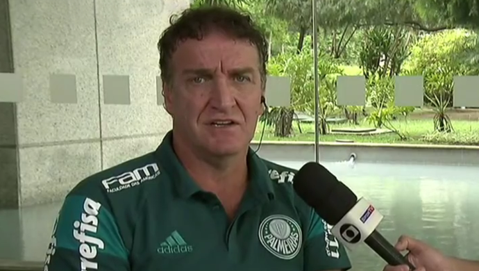 Cuca elogia Eduardo Baptista e se coloca à disposição para ajudá-lo